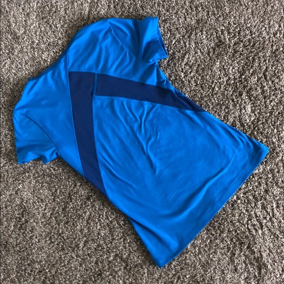 Lolë Athletic Tee - Picture 4 of 6